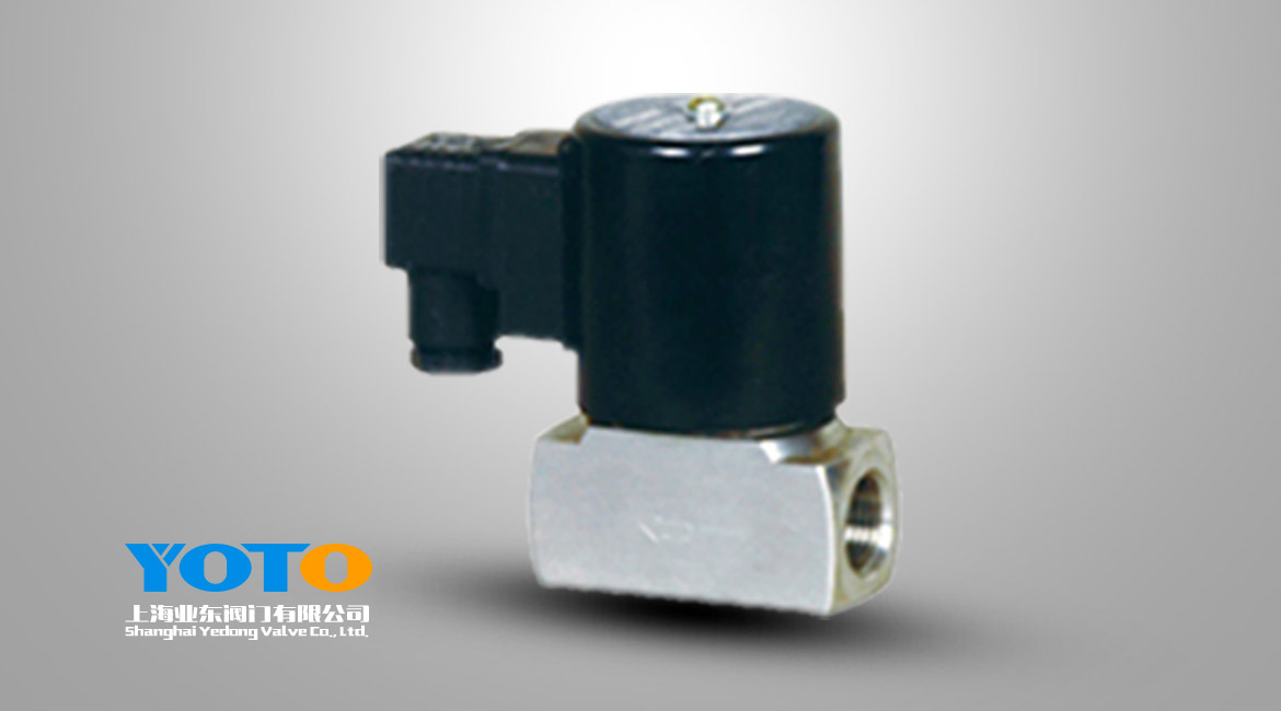 ���P�늴��y